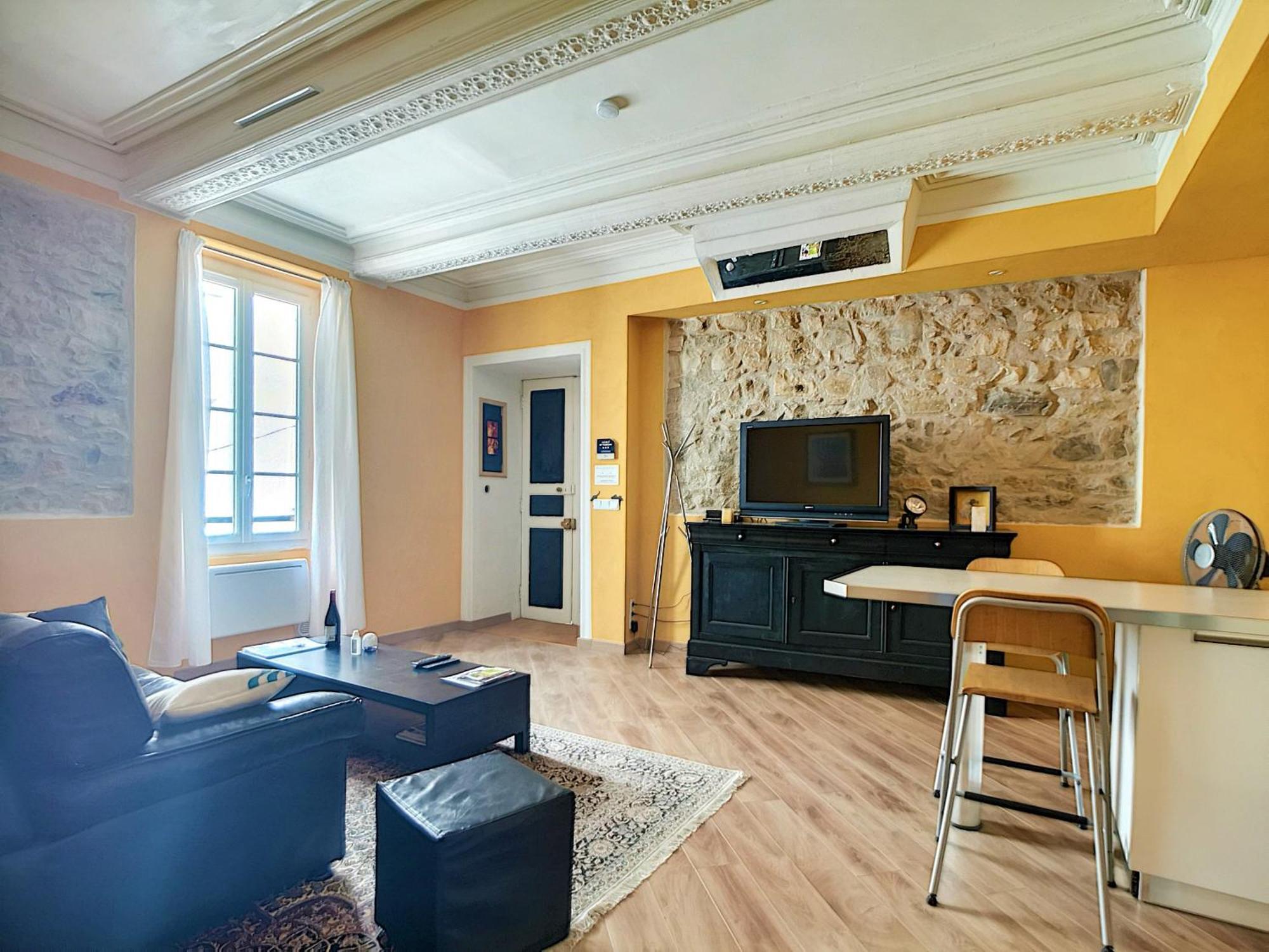 Residence Verdi - Appartements Meubles En Centre Ville Bédarieux Exteriör bild