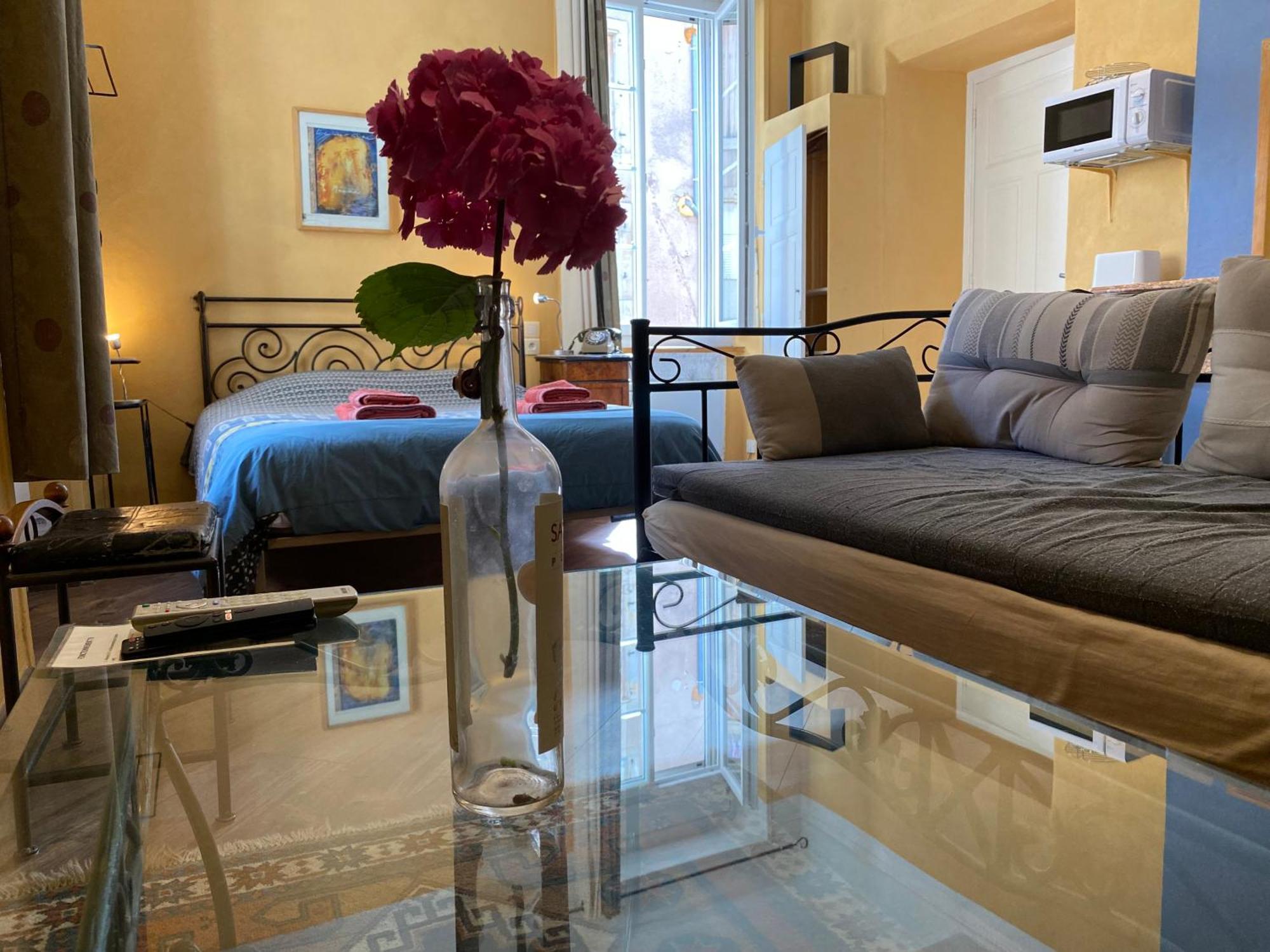 Residence Verdi - Appartements Meubles En Centre Ville Bédarieux Exteriör bild