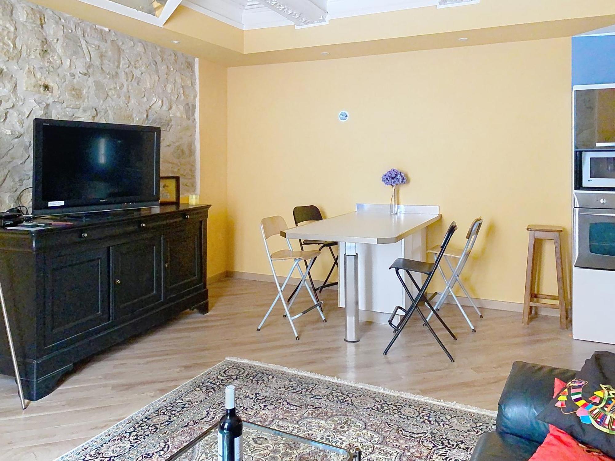 Residence Verdi - Appartements Meubles En Centre Ville Bédarieux Exteriör bild